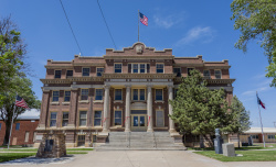 Dallam County courthouse May 2020.jpg