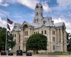 Hill county courthouse 2013.jpg
