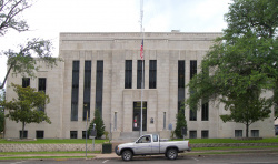 Vanzandt courthouse 2010.jpg