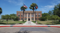 Kenedy County Courthouse, Sarita, TX.jpg