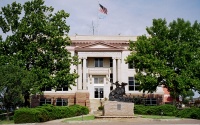 Jackson courthouse.jpg